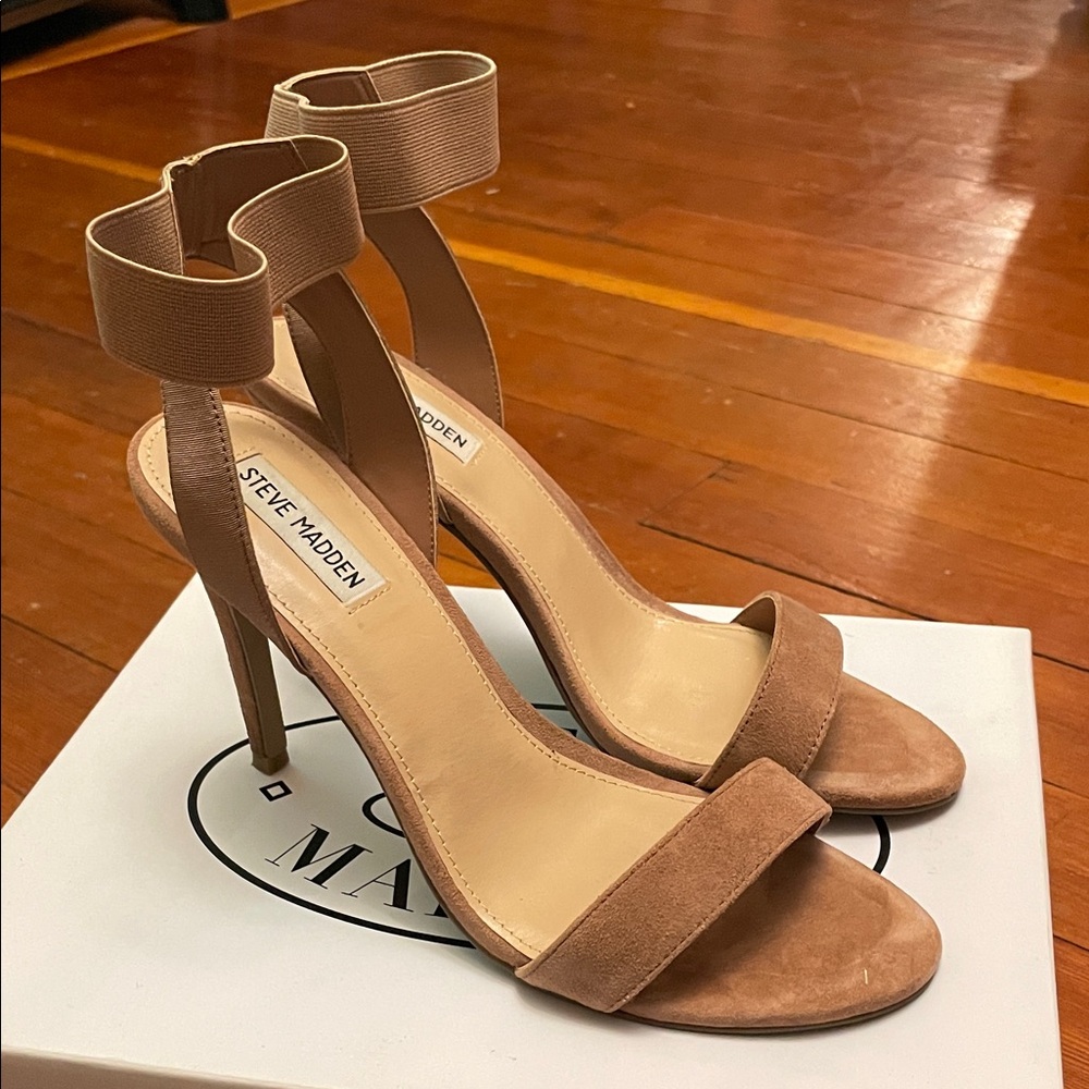 Steve Madden Nude Ankle Strap Heels